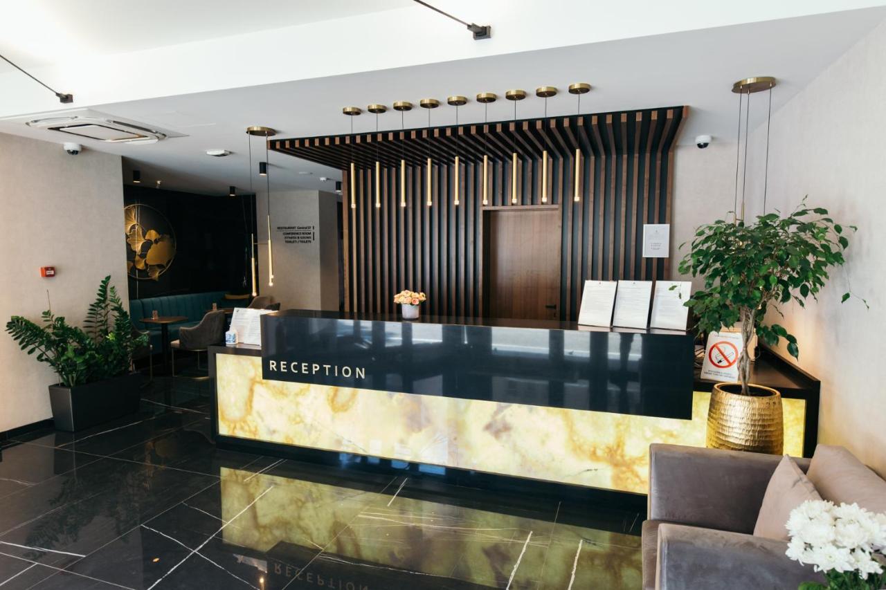 Central Point Hotel Beograd エクステリア 写真