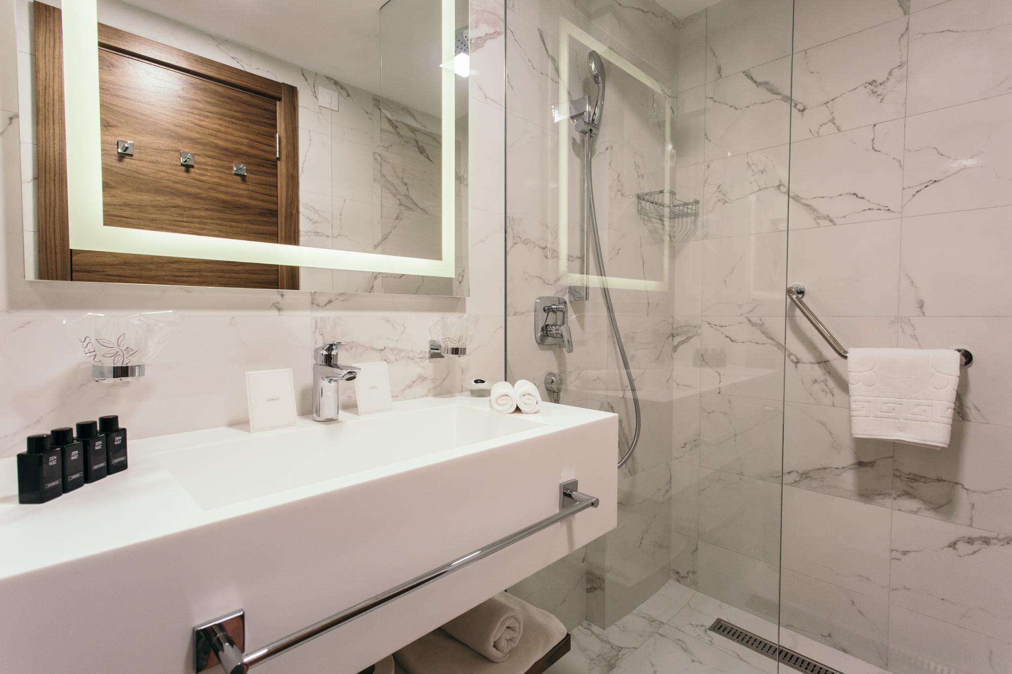 Central Point Hotel Beograd エクステリア 写真